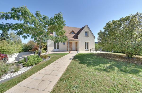 Maison individuelle 153 m² 7 pièces + s/sol total de 81 m² DPE - C
