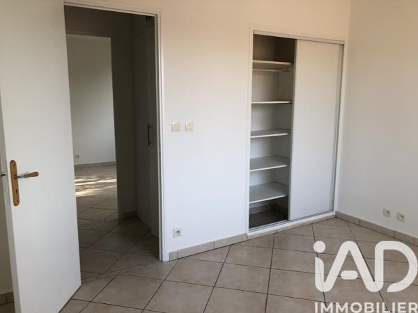 Location appartement 3 pièces 81 m² Ollioules