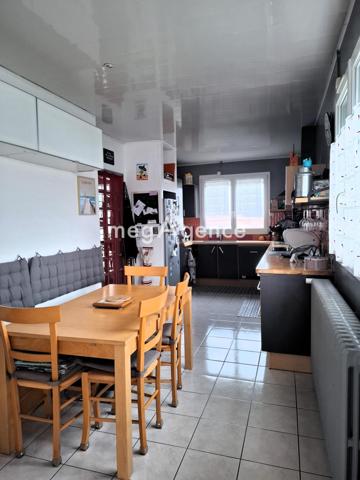 Maison à AUREILHAN, 65800 - 7 pièces 220m²