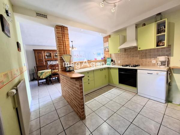 Maison à AUREILHAN, 65800 - 7 pièces 220m²