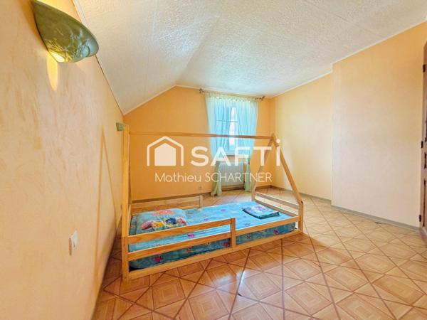 Maison - 5 pièces - 115m²
