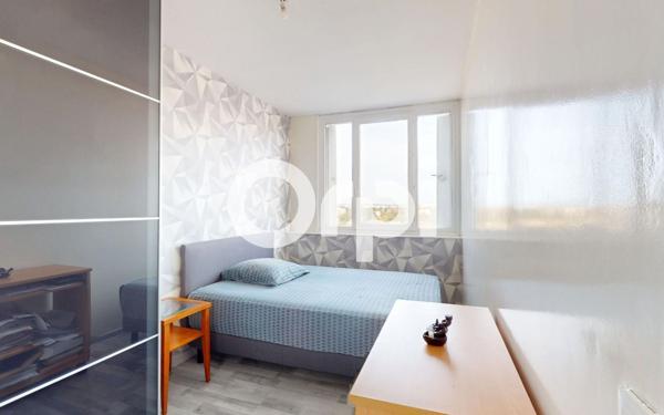 Appartement à vendre    4 pièces •  Bron