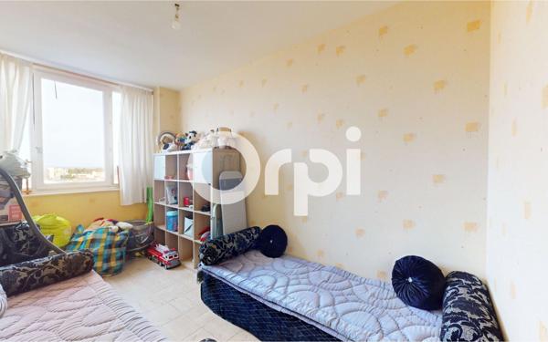 Appartement à vendre    4 pièces •  Bron