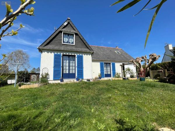 Maison individuelle à vendre à Morlaix dans le Finistère (29600), ref : 24840   
Proche commerces