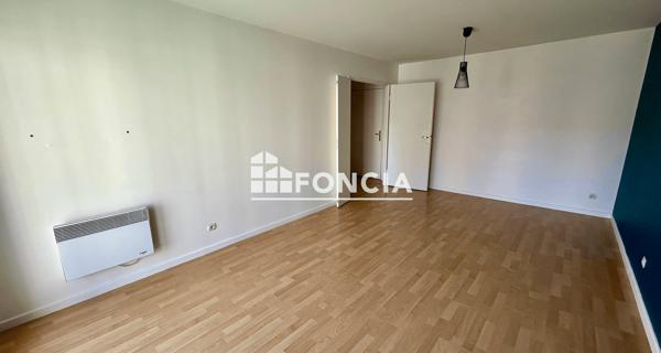 Location Appartement 2 pièces 44.16 m² - Lille 59800