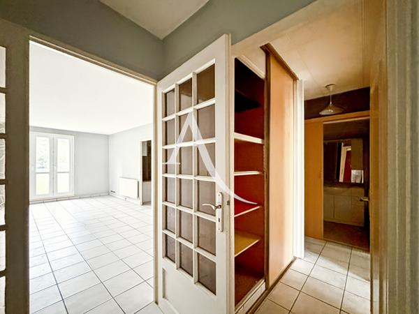 Appartement Bois D Arcy 3 pièce(s)