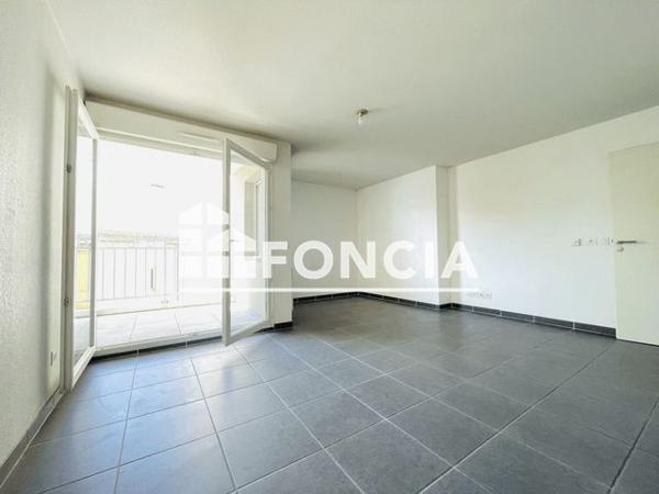 Location Studio 32.2 m² - AVENUE DEVALUY Toulon 83100