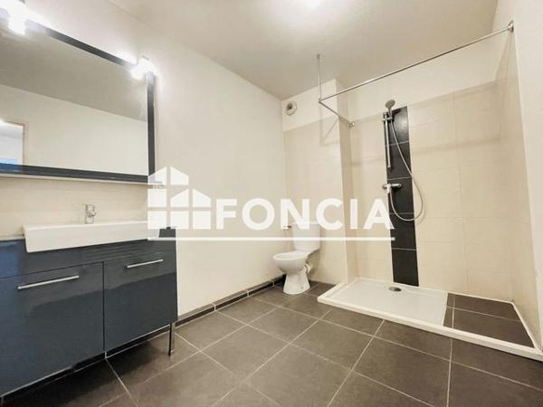 Location Studio 32.2 m² - AVENUE DEVALUY Toulon 83100