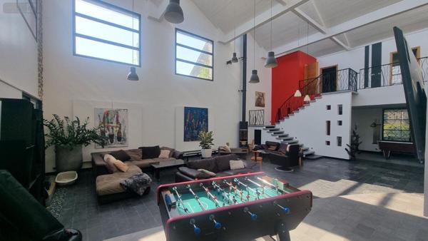 Propriete à vendre à Fougères en Ille-et-Vilaine (35300), ref : 2808   
CENTRE VILLE