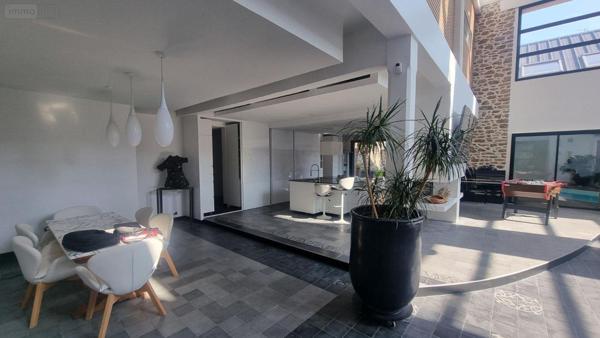 Propriete à vendre à Fougères en Ille-et-Vilaine (35300), ref : 2808   
CENTRE VILLE