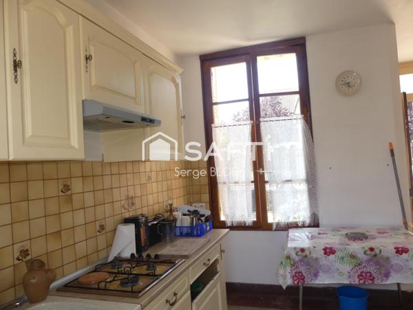 Maison 4 pièces, secteur résidentiel