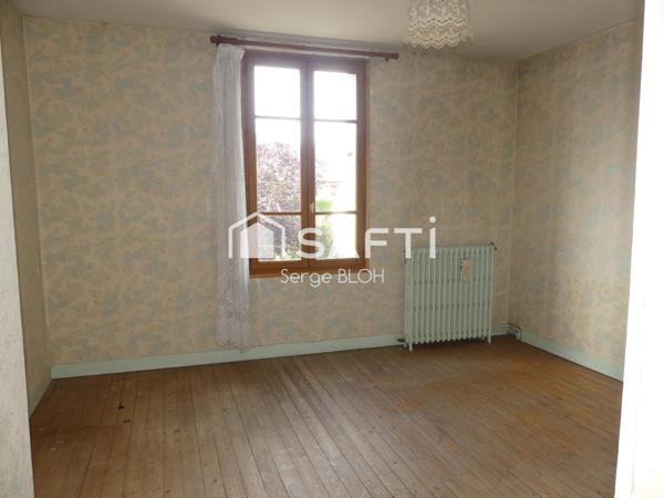 Maison 4 pièces, secteur résidentiel