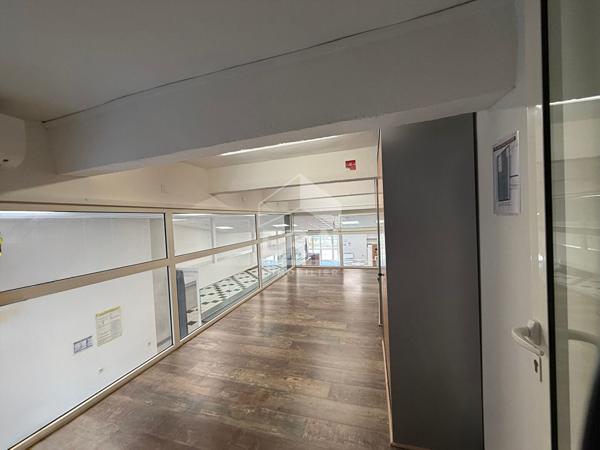 Perpignan Torcatis - Local commercial 176,79 m2 disponible à la Vente