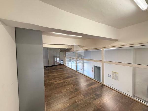 Perpignan Torcatis - Local commercial 176,79 m2 disponible à la Vente