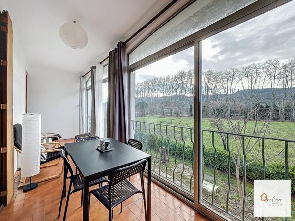 Maison 2 appartements sur terrain de 1070m²