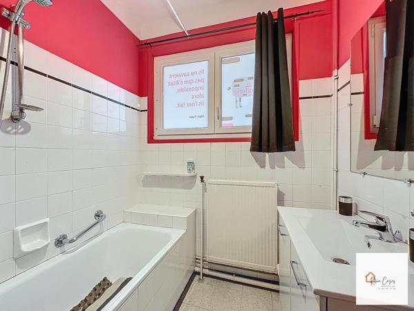 Maison 2 appartements sur terrain de 1070m²