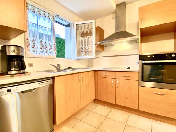 Agréable Maison de plain-pied - Jardin - Place de Parking - Calme - Résidence Senioriales - Gardien - Commerces à pieds -