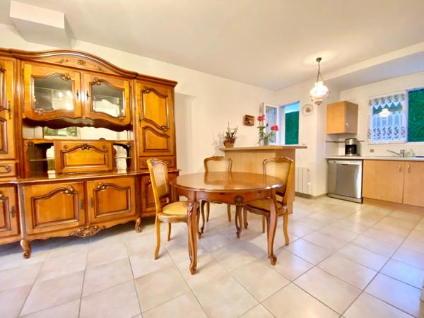 Agréable Maison de plain-pied - Jardin - Place de Parking - Calme - Résidence Senioriales - Gardien - Commerces à pieds -