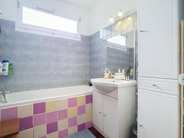 Appartement 4p avec terrasse et parking