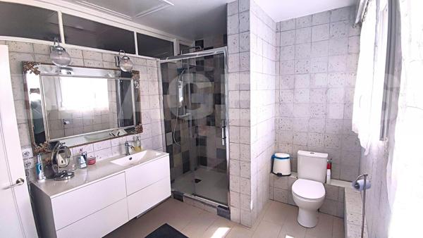 maison calme, 6 pièces , 194 m2