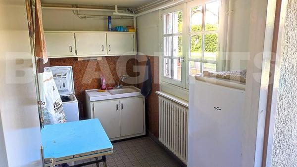 maison calme, 6 pièces , 194 m2