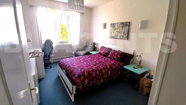 maison calme, 6 pièces , 194 m2