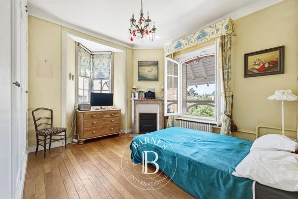 Sceaux, Maison 3 Chambres -  187 m² à vendre