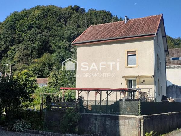 Maison de village 150 m² - 7 pièces en partie rénovée