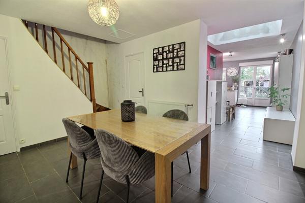 Maison Lomme Euratechnologies - 3 chambres - jardin - stationnement privatif - cave et grenier