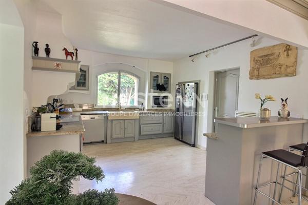 Maison Cabriès 8 pièces 313.21 m² sur 4000m² de terrain + piscine