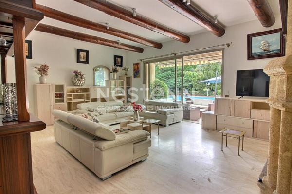 Maison Cabriès 8 pièces 313.21 m² sur 4000m² de terrain + piscine