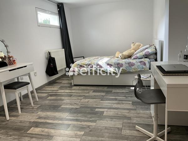 Maison 6 pièces - 206 m²