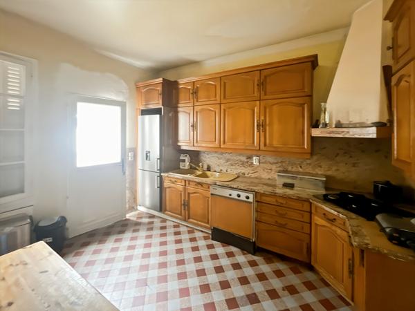 Local commercial Les Mureaux 298 m²