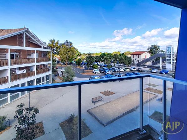 Appartement à vendre Le Teich - 2 pièces, 49m² avec 1 chambre(s) à 169 920€ - AJP ACTEA La Hume