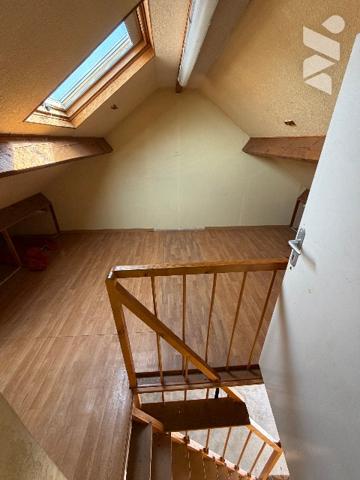 A SAISIR SEMOY quartier calme Maison d'habitation d'environ 92 m² avec combles aménageables