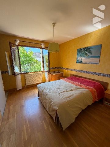A SAISIR SEMOY quartier calme Maison d'habitation d'environ 92 m² avec combles aménageables