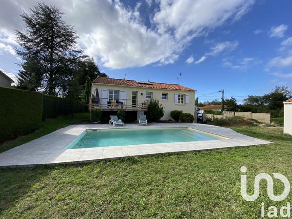 Maison à vendre 7 pièces 170 m² Les Herbiers