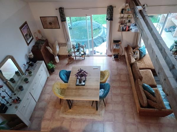 Maison 4 chambres garage, jardin, terrain clos, commerces à pieds