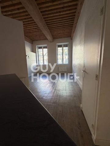 Appartement T3 non meublé PLACE DES TAPIS