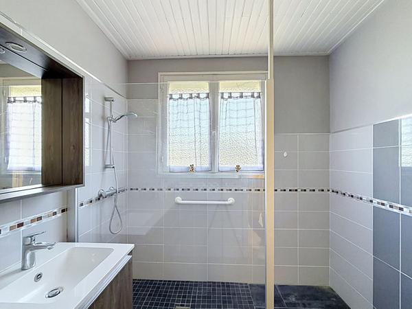 Maison Verrieres En Anjou 103 m2