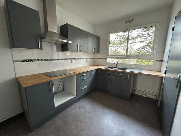 T5 Poitiers – Parc St Hilaire – 146.46 m2