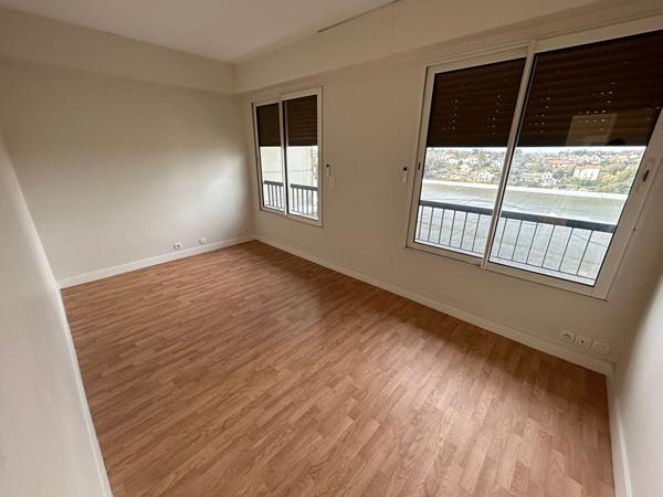 T5 Poitiers – Parc St Hilaire – 146.46 m2