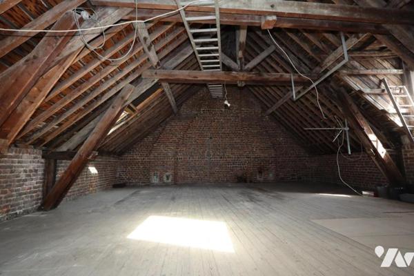 MAISON SEMI MITOYENNE PROCHE CENTRE VILLE