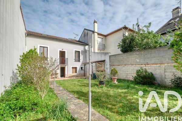 Maison à vendre 5 pièces 87,37 m² Saint-Denis