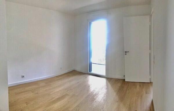 Appartement à vendre    2 pièces •  Clichy