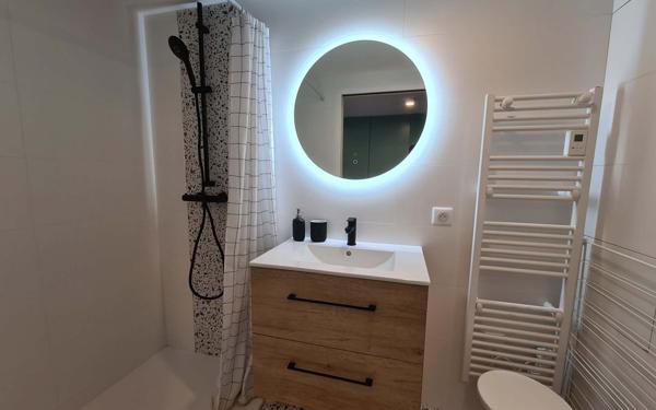 Appartement à vendre    2 pièces •  Saint-Martin-de-Ré