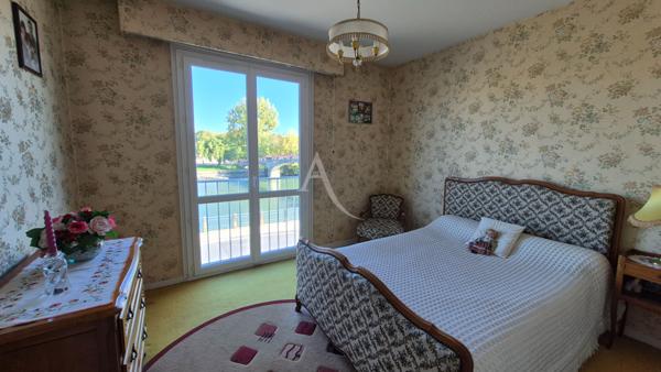 Appartement Saintes 4 pièce(s) 85.15 m2