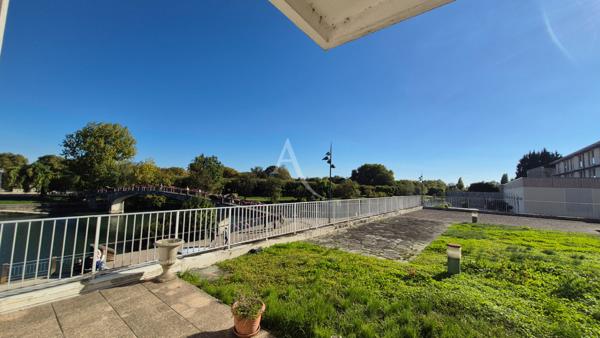 Appartement Saintes 4 pièce(s) 85.15 m2