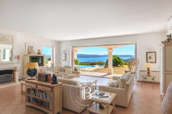 Cavalaire-sur-Mer, Maison 4 Chambres -  207 m² à vendre