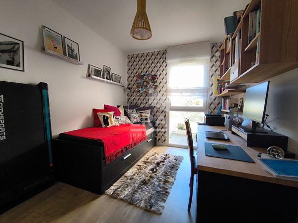 Coup de Coeur - Appartement T3 récent avec balcon et parking - 58 m²